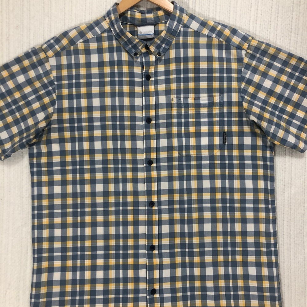 Columbia Plaid Button Down Short Sleeve Casual Shirt Men's Size Large
